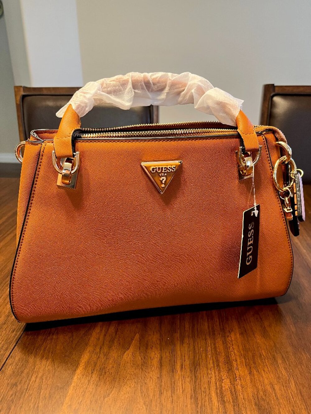 Guess Noelle Saffiano orange Handbag NWT